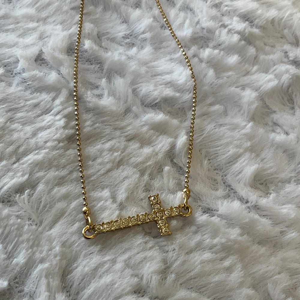 Gold Cross Pendant Necklace - Women Jewelry